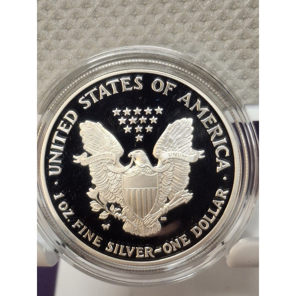 2005- W American Eagle One Ounce Silver Proof Coin w/ Original Box & COA